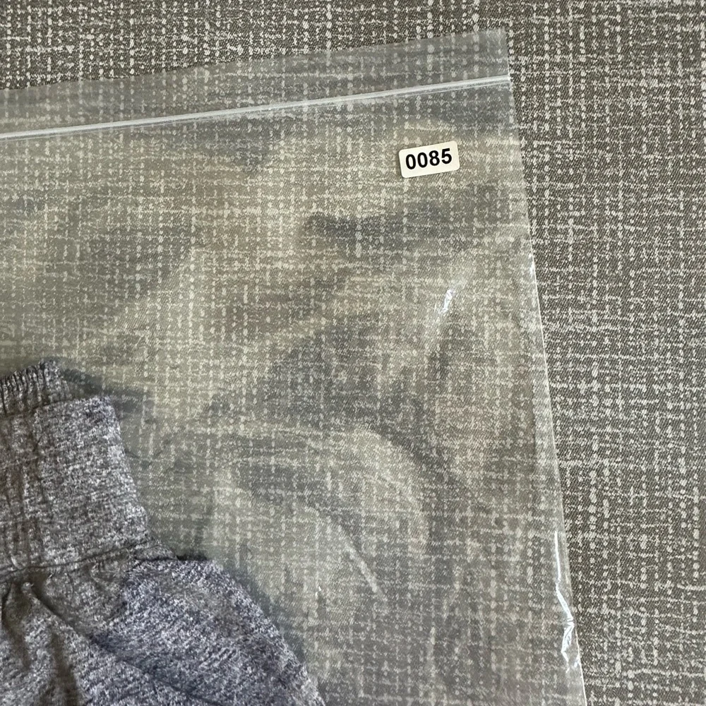 Lululemon Women's‎ Heather Gray Hotty Hot  Athletic Shorts